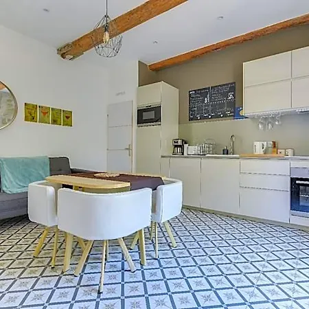 Renovated Peaceful House 3, Center 3* Béziers