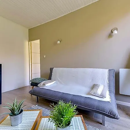 Hotel Renovated Peaceful House 3, Center